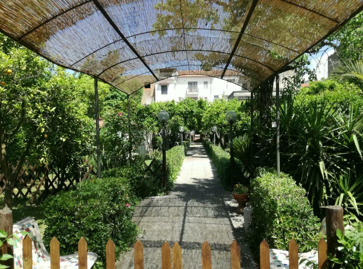 Il Giardino Degli Agrumi Caserta Luaran gambar